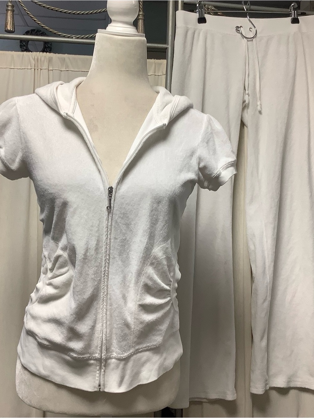 Juicy Couture Terry Pants 30 x 32 Short-Sleeve Zip Hoodie SP